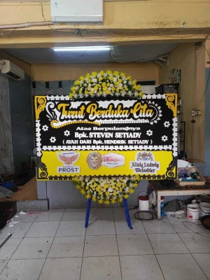 Papan Bunga di Tanah Sereal